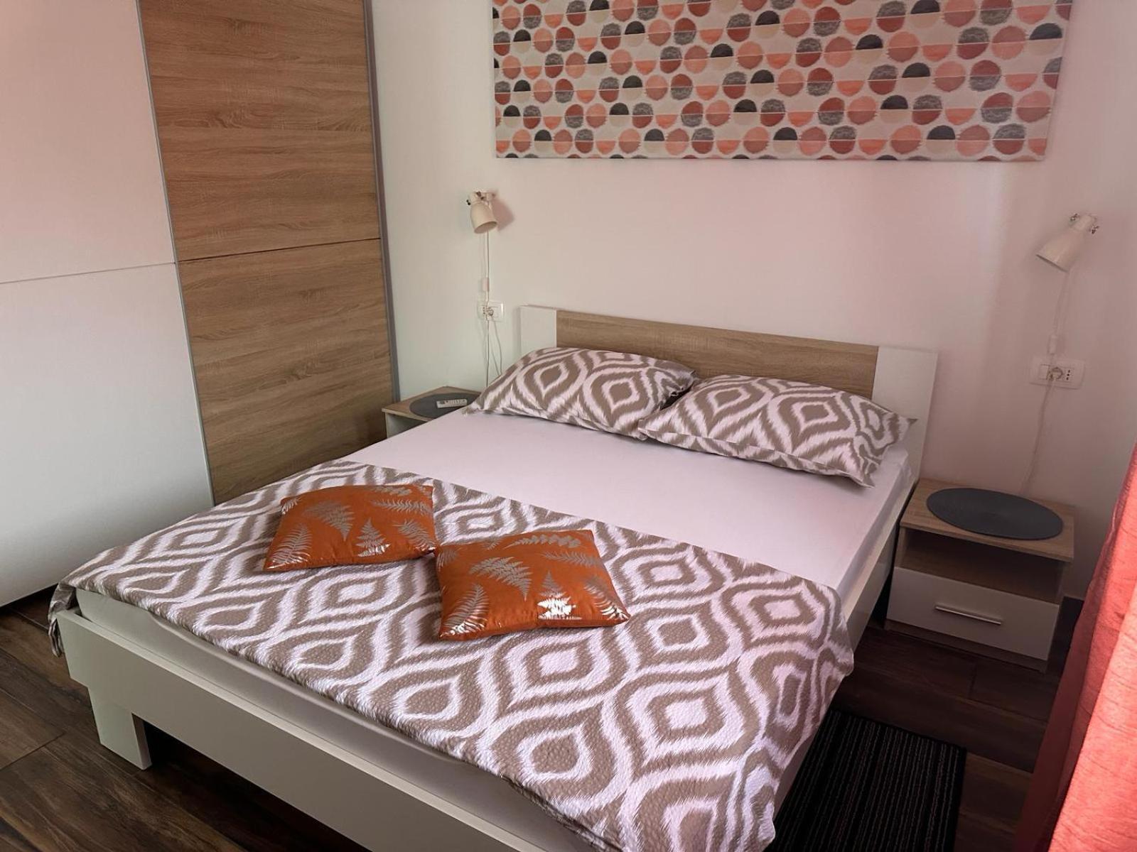Apartments Harmony Hills Пула Экстерьер фото